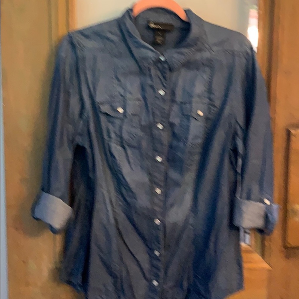 GUC Denim snap shirt